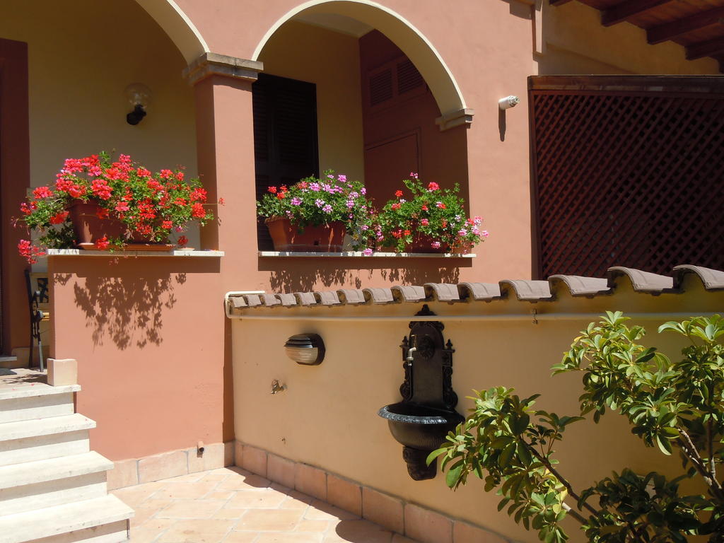 Nataly'S House Bed&Breakfast La Massimina-Casal Lumbroso Екстериор снимка